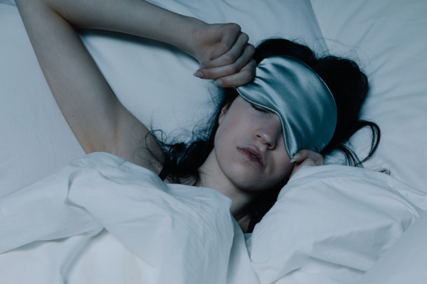 Why You'Re Tired But Can’t Sleep 2 Image Of Deep Sleep Eye Mask Result At Night